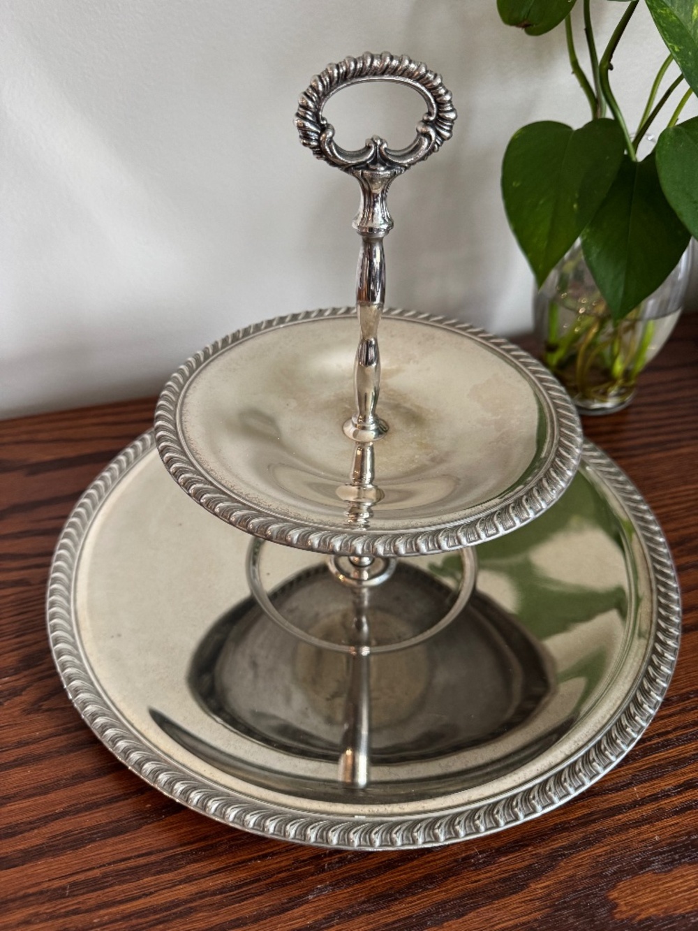 Vintage WM Rogers 841 Silver Plate 2 Tier Serving Tray
